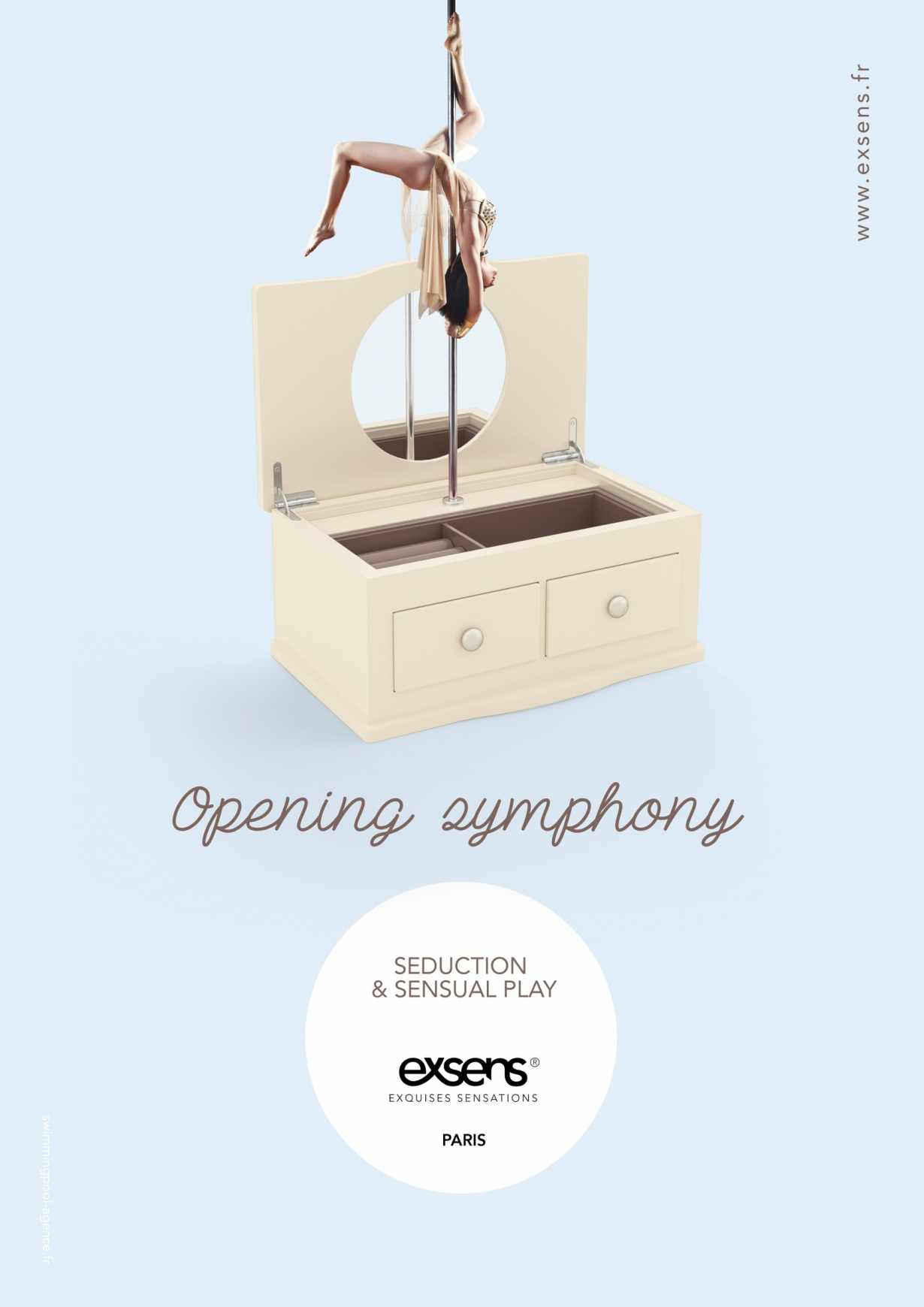 法國Exsens女子健康美容會所平面廣告創(chuàng)意設(shè)計-柔韌性廣告