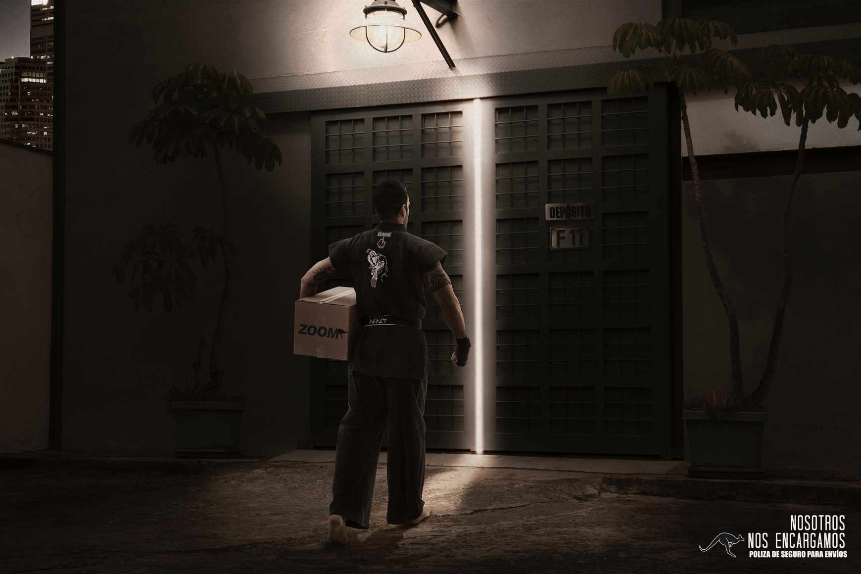 ZOOM 極速快遞平面廣告設計欣賞-搏擊人篇-上海廣告設計公司