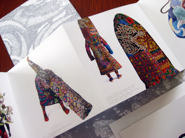 Nick Cave 防治面料畫(huà)冊(cè)設(shè)計(jì)-尚略上海畫(huà)冊(cè)設(shè)計(jì)公司分享10