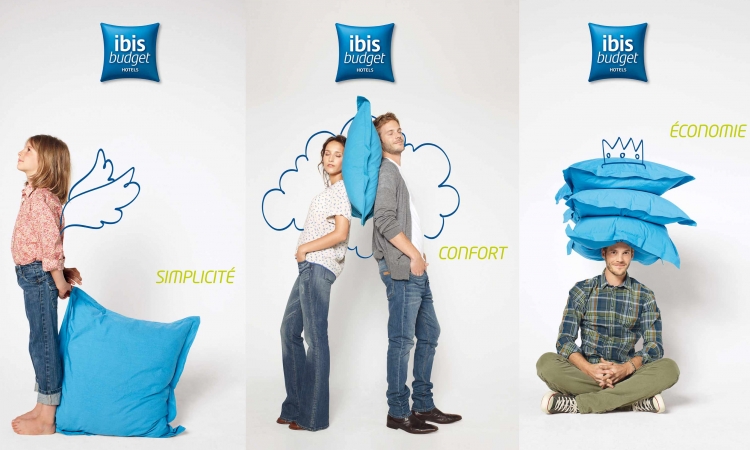 宜必思酒店標(biāo)志設(shè)計(jì)，品牌形象設(shè)計(jì)，廣告設(shè)計(jì)11