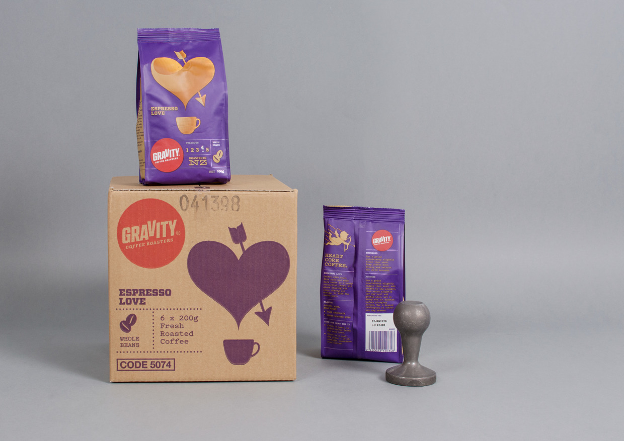 新西蘭重力咖啡漂亮的紫色包裝設(shè)計(jì)欣賞1外包裝箱設(shè)計(jì)-尚略廣告包裝設(shè)計(jì)公司