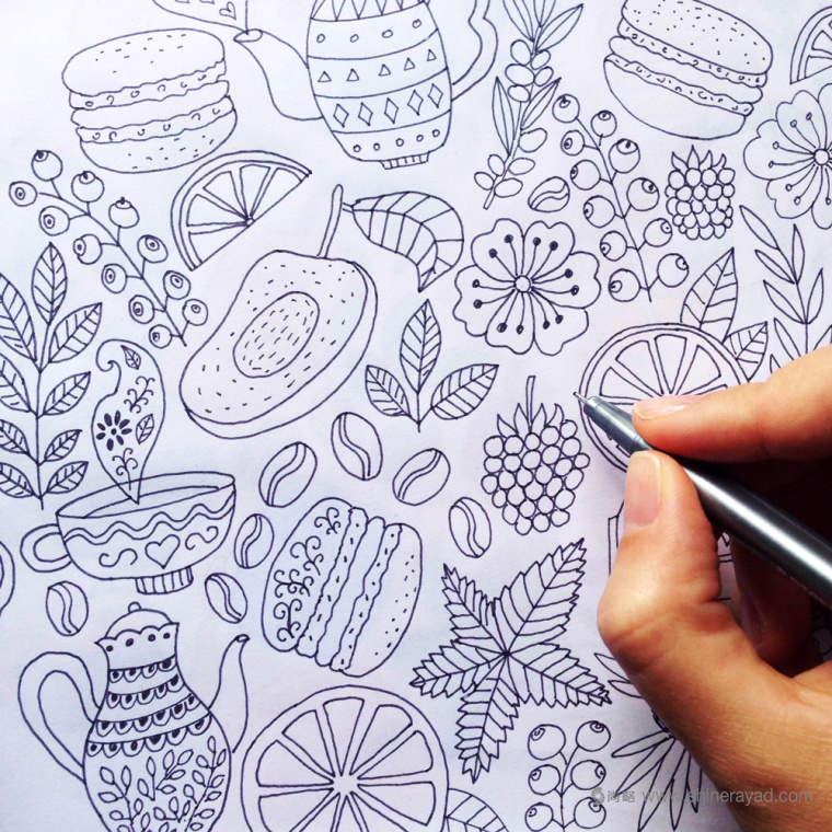 上海甜品包裝設(shè)計(jì)公司分享：Macarons手繪花卉插圖風(fēng)杏仁餅蛋糕糕點(diǎn)包裝設(shè)計(jì)3