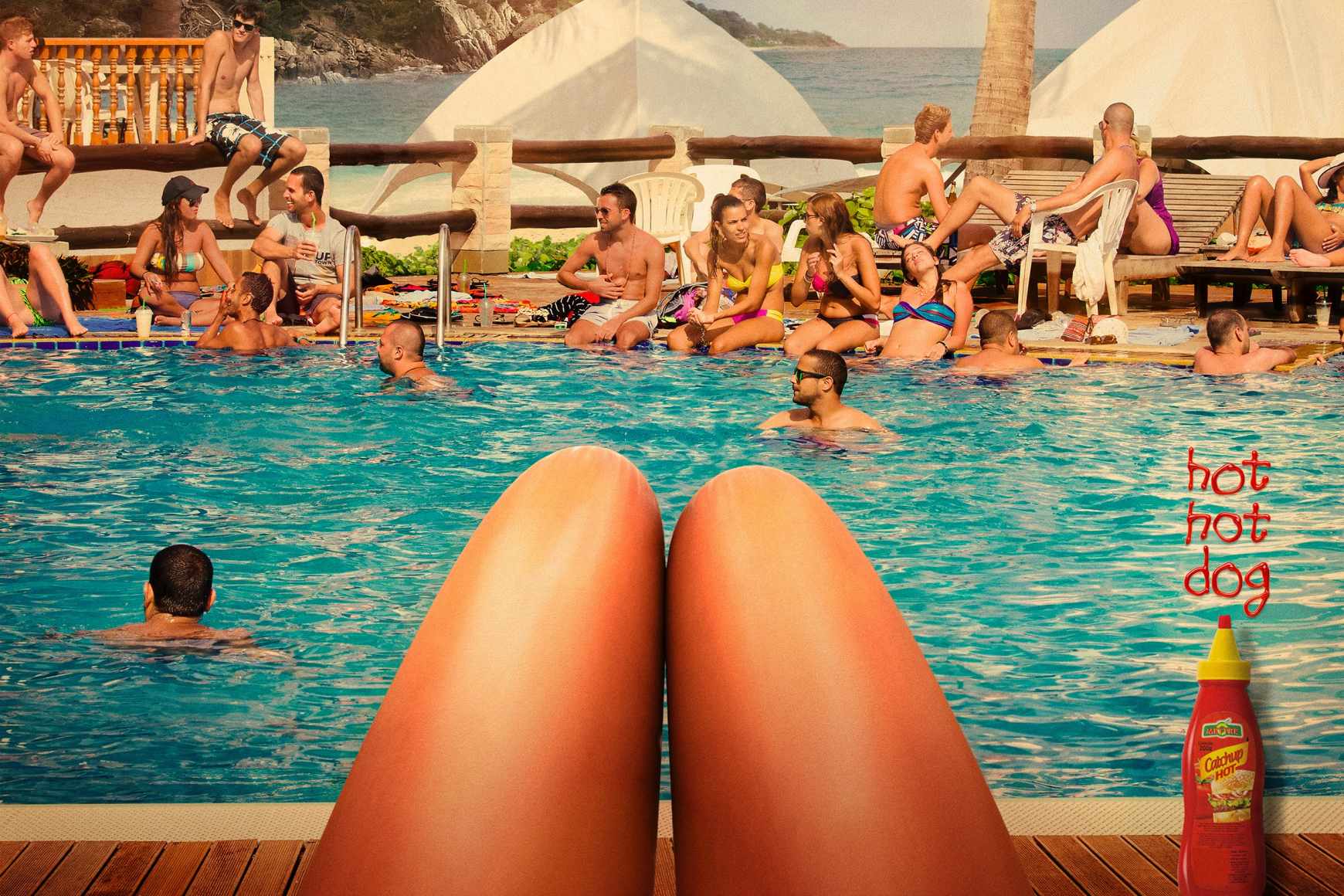 Mettre 熱狗香腸平面廣告創(chuàng)意設(shè)計(jì)-上海廣告設(shè)計(jì)公司國外廣告推薦2-泳池篇