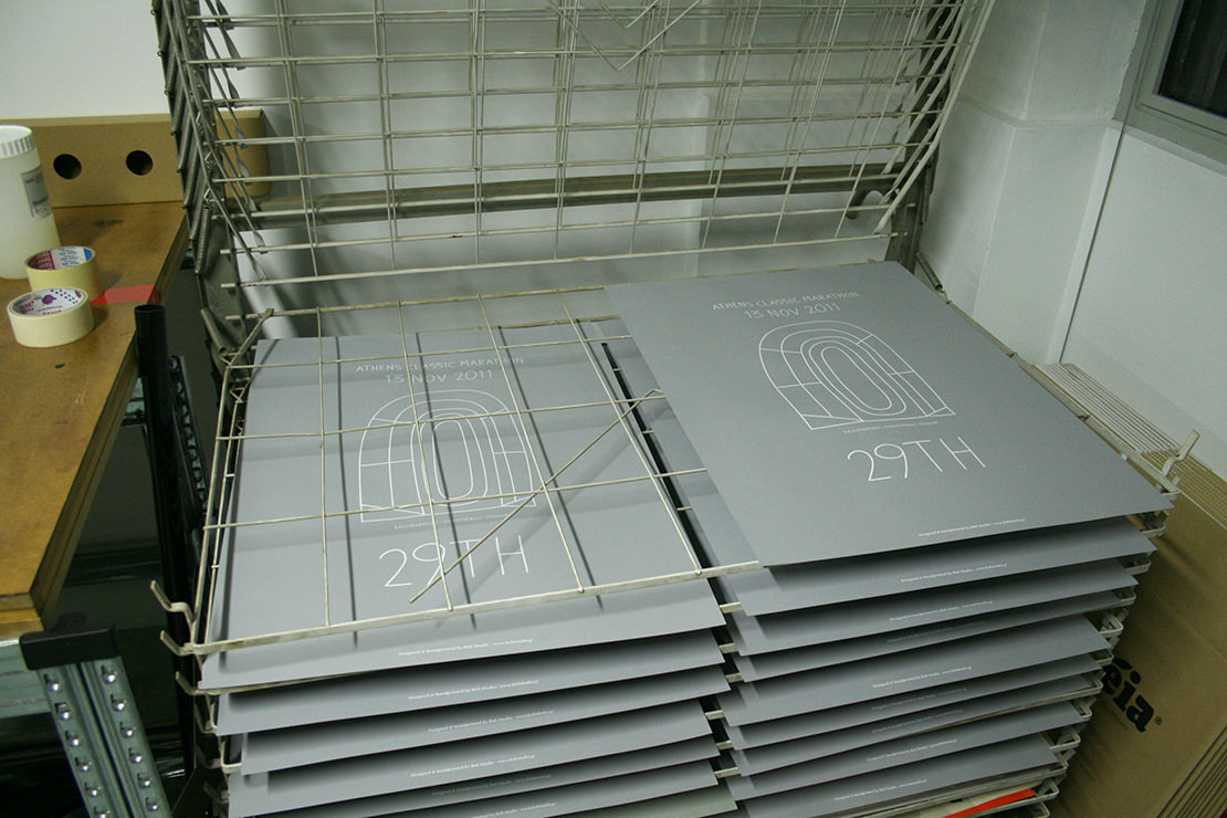 上海包裝設(shè)計(jì)公司分享第29屆雅典馬拉松紀(jì)念版特級(jí)初榨橄欖油包裝設(shè)計(jì)平面設(shè)計(jì)6 上海包裝設(shè)計(jì)公司分享第29屆雅典馬拉松紀(jì)念版特級(jí)初榨橄欖油包裝設(shè)計(jì)平面設(shè)計(jì)6