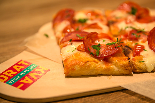 Kvadrat 羅馬披薩連鎖餐廳品牌形象設(shè)計(jì)上海品牌策劃設(shè)計(jì)公司10