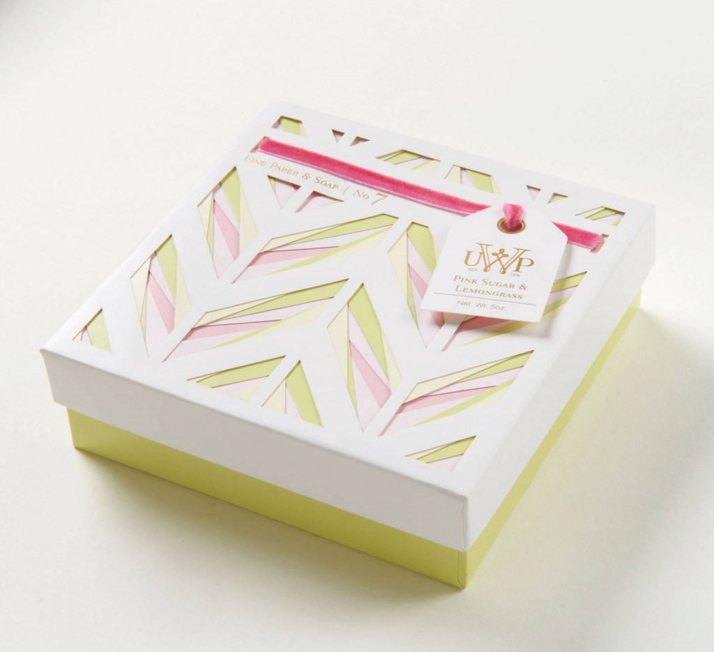 UWP高端奢侈肥皂型禮盒包裝設(shè)計(jì)-樹葉形 UWP高端奢侈肥皂型禮盒包裝設(shè)計(jì)-樹葉形