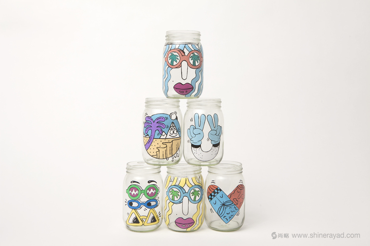 星巴克?冷咖啡茶葉手工玻璃杯插畫包裝設計全家福欣賞2