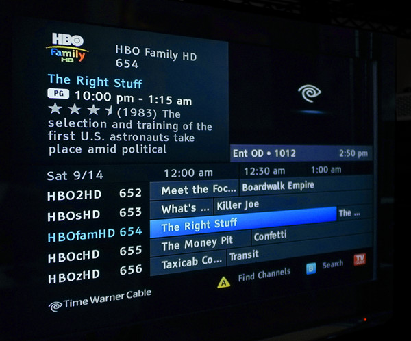 Time Warner Cable 時(shí)代華納有線電視企業(yè)標(biāo)志設(shè)計(jì)-設(shè)計(jì)營(yíng)收增加對(duì)比 Time Warner Cable 時(shí)代華納有線電視企業(yè)標(biāo)志設(shè)計(jì)-設(shè)計(jì)營(yíng)收增加對(duì)比