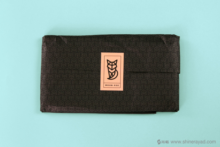 moon fox 月亮狐貍女性內(nèi)衣可愛動物L(fēng)OGO設(shè)計品牌VI形象設(shè)計8