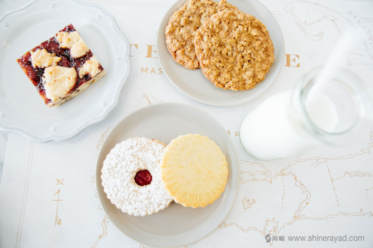 Amie面包店品牌VI形象設計9