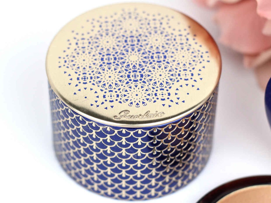 嬌蘭護(hù)膚品2016年節(jié)日包裝設(shè)計(jì)--上海包裝設(shè)計(jì)公司 嬌蘭護(hù)膚品2016年節(jié)日包裝設(shè)計(jì)--上海包裝設(shè)計(jì)公司