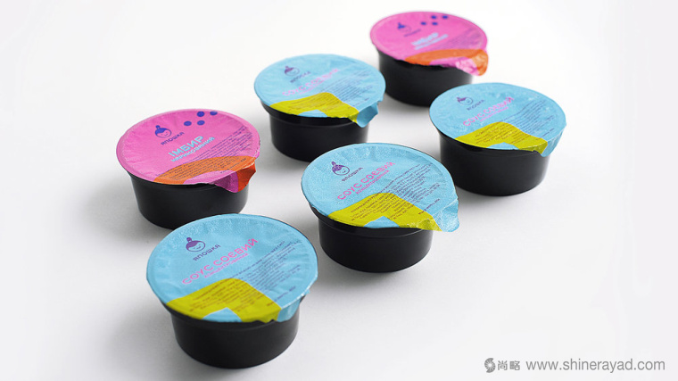 YAPOSHKA 外賣餐飲服務(wù)品牌形象視覺識別設(shè)計與外賣包裝盒設(shè)計