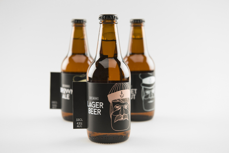 上海包裝設(shè)計公司設(shè)計欣賞：頭像版Ahoy 阿霍伊啤酒包裝設(shè)計1