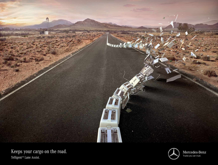 奔馳汽車車道智能保持系統(tǒng)平面創(chuàng)意廣告設計-上海廣告設計公司2