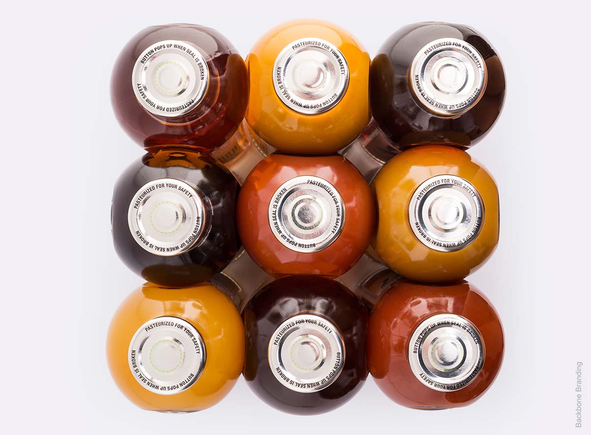 被咬了一口的Yan天然健康有機(jī)果汁飲料產(chǎn)品包裝設(shè)計瓶型設(shè)計