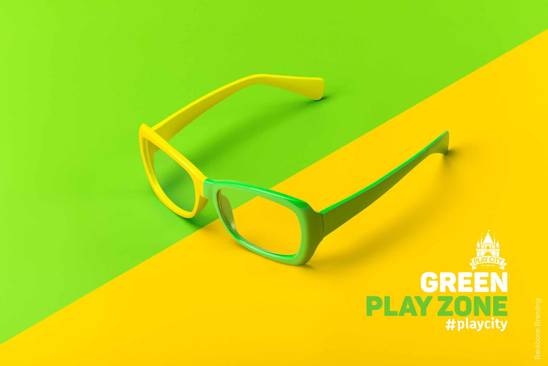 矢量圖畫(huà)風(fēng)格Play City 娛樂(lè)公園vi形象設(shè)計(jì)——展現(xiàn)游戲與現(xiàn)實(shí)交融