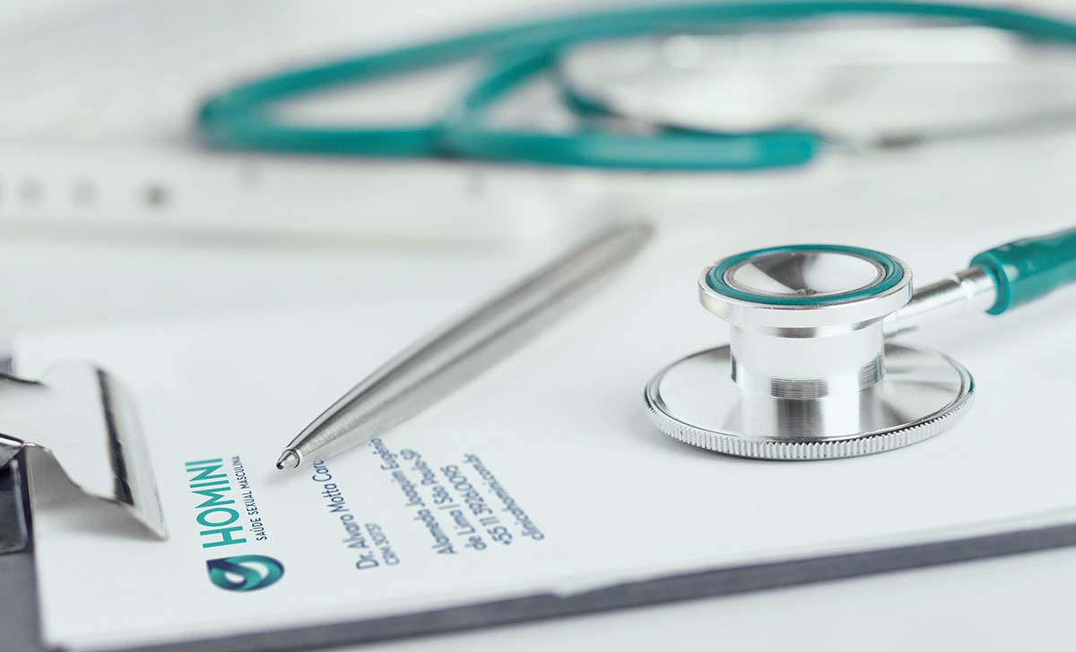  男性?？漆t(yī)院標識logo設計-上海logo設計公司