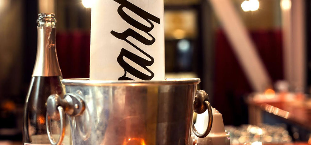 Starboard餐廳餐飲品牌形象設(shè)計－充分創(chuàng)意，復(fù)古和手繪的藝術(shù)風(fēng)格－上海品牌設(shè)計公司