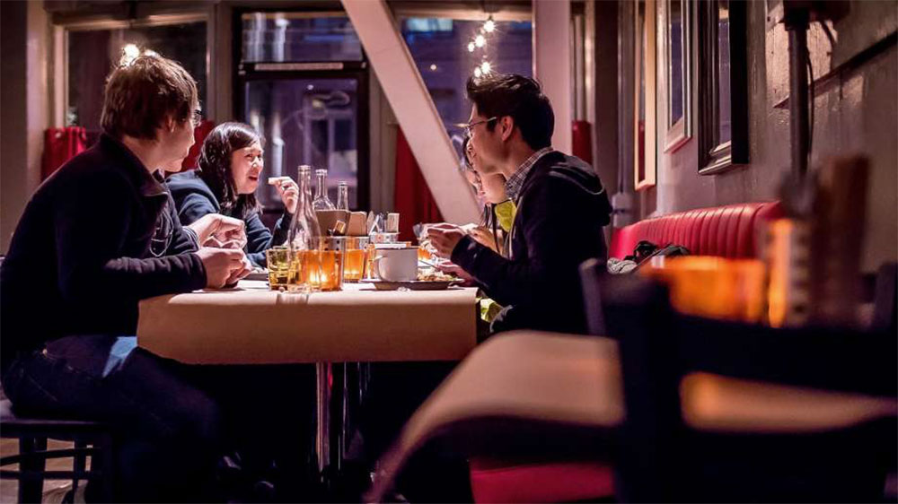 Starboard餐廳餐飲品牌形象設(shè)計－充分創(chuàng)意，復(fù)古和手繪的藝術(shù)風(fēng)格－上海品牌設(shè)計公司