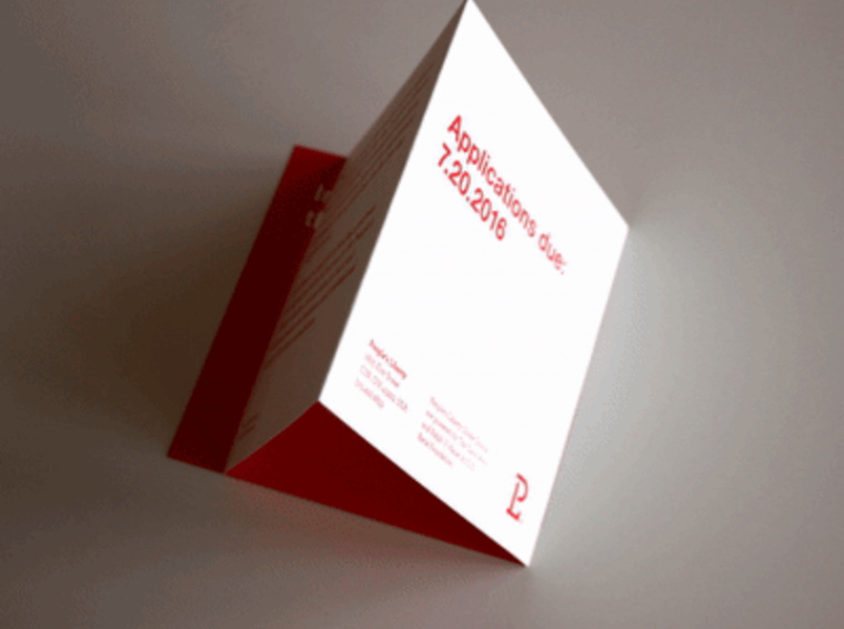 用單一色彩的宣傳冊三折頁設(shè)計-設(shè)計三折頁宣傳冊的20種創(chuàng)意方式-上海宣傳冊設(shè)計公司