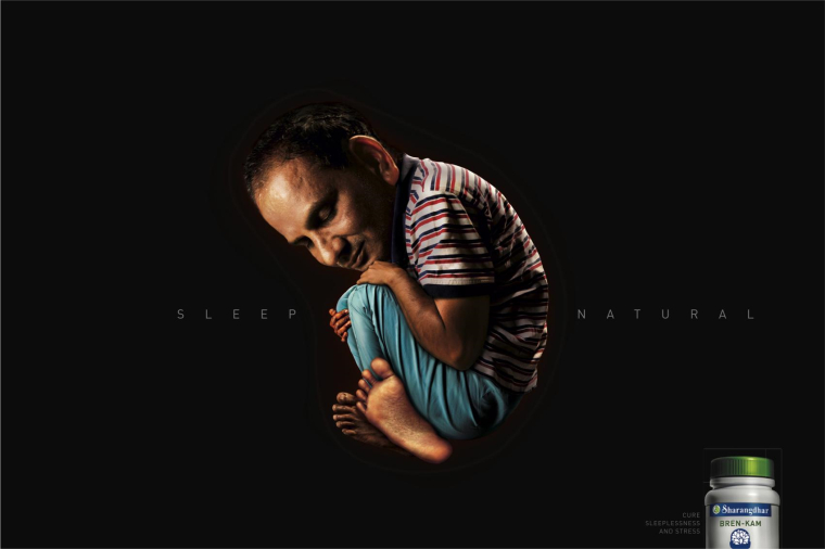 印度Sharandhar安眠藥平面創(chuàng)意廣告“胎兒睡眠”篇-上海尚略品牌策劃設(shè)計(jì)公司 印度Sharandhar安眠藥平面創(chuàng)意廣告“胎兒睡眠”篇-上海尚略品牌策劃設(shè)計(jì)公司