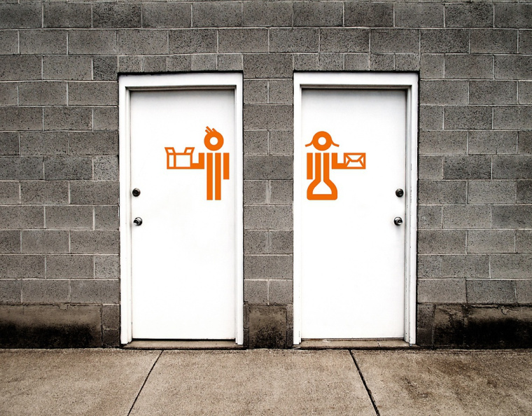 Coursiers快遞公司品牌形象設(shè)計-VI設(shè)計-上海品牌設(shè)計公司