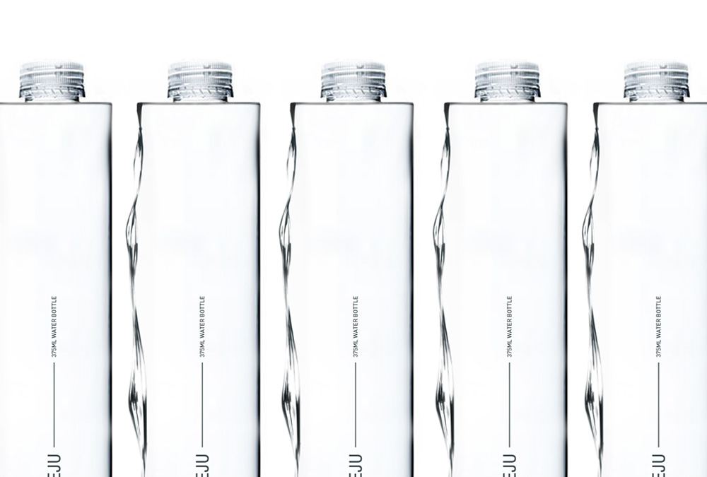 模擬真實(shí)水面的Jeju飲用水礦泉水瓶型設(shè)計(jì)-上海包裝設(shè)計(jì)公司欣賞 模擬真實(shí)水面的Jeju飲用水礦泉水瓶型設(shè)計(jì)-上海包裝設(shè)計(jì)公司欣賞