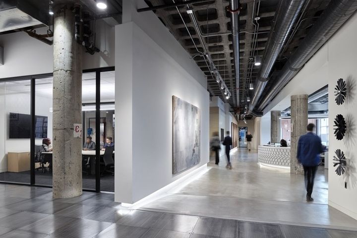 Dealer Tyre 輪胎經(jīng)銷商辦公室裝修設(shè)計-上海品牌設(shè)計空間設(shè)計公司