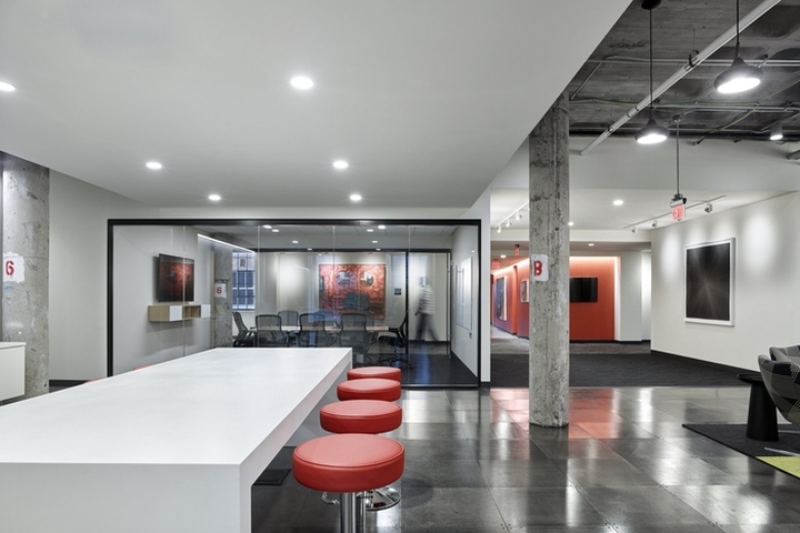 Dealer Tyre 輪胎經(jīng)銷商辦公室裝修設(shè)計-上海品牌設(shè)計空間設(shè)計公司