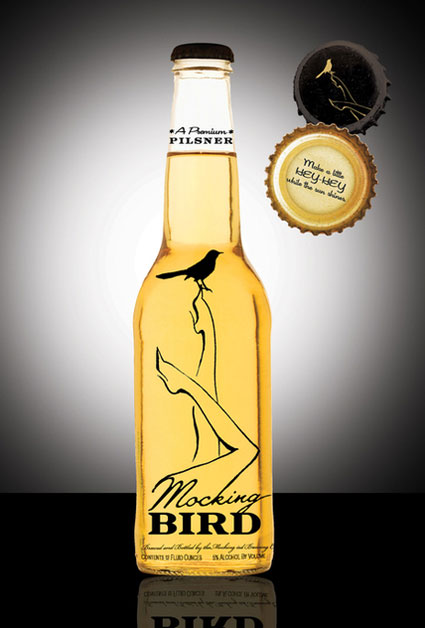 包裝字體設(shè)計-與人物形象結(jié)合體現(xiàn)唯美感