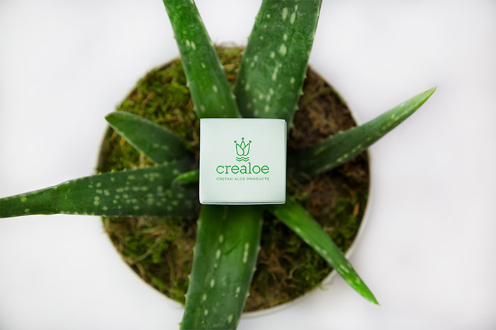 Cretan蘆薈美容產(chǎn)品包裝設(shè)計，“象形文字”風(fēng)格傳達(dá)天然高端有機感