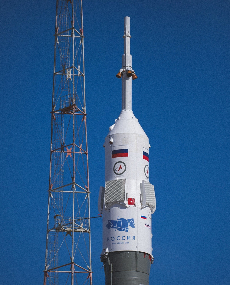 俄羅斯國家旅游品牌logo設(shè)計(jì)品牌VI形象設(shè)計(jì)，幾何俄羅斯地圖logo設(shè)計(jì)