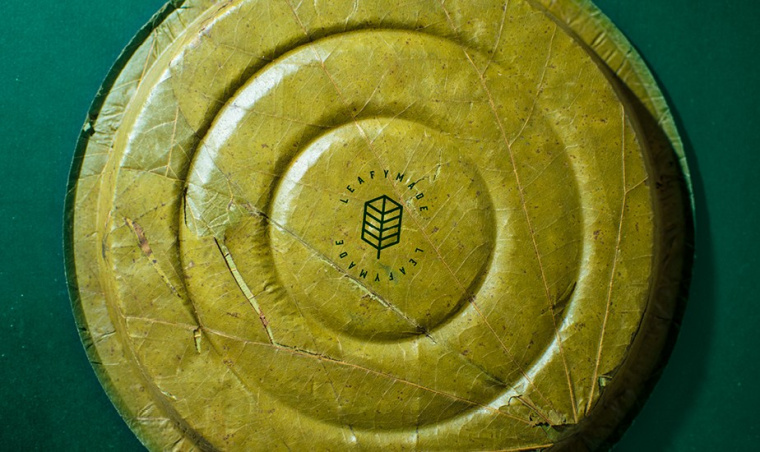 Leafymade有機農(nóng)業(yè)公司“一片樹葉”創(chuàng)意logo設(shè)計，源自自然美麗的設(shè)計