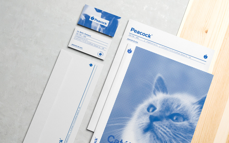 Peacock獸醫(yī)藥物品牌形象VI設(shè)計logo設(shè)計，孔雀的矢量化圖案