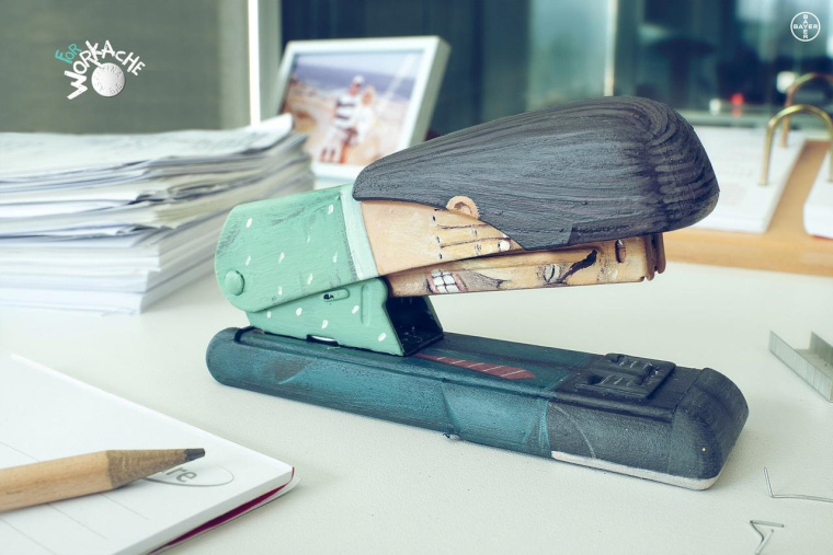 阿司匹林藥物平面廣告創(chuàng)意設(shè)計(jì),擬物化的表現(xiàn)形式傳達(dá)藥物的特色-訂書(shū)機(jī) 阿司匹林藥物平面廣告創(chuàng)意設(shè)計(jì),擬物化的表現(xiàn)形式傳達(dá)藥物的特色-訂書(shū)機(jī)