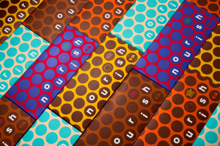 Nourish健康零食食品品牌包裝設(shè)計(jì)，色彩斑斕的條紋色塊來傳遞樂趣