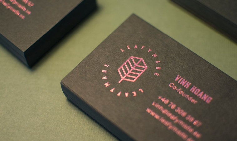 Leafymade有機農(nóng)業(yè)公司“一片樹葉”創(chuàng)意logo設(shè)計，源自自然美麗的設(shè)計