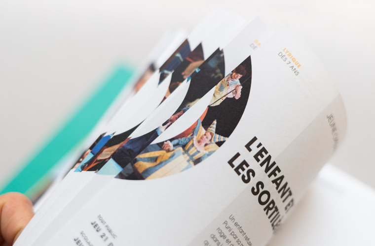 圣埃蒂安歌劇院2017-18季宣傳海報(bào)設(shè)計(jì)與畫冊(cè)設(shè)計(jì) “共同的情感”