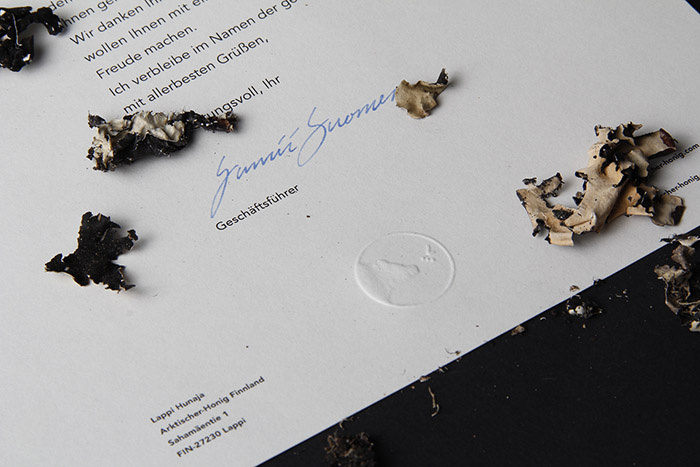 黑白簡潔風(fēng)格芬蘭蜂蜜包裝設(shè)計(jì)-包裝設(shè)計(jì)公司欣賞