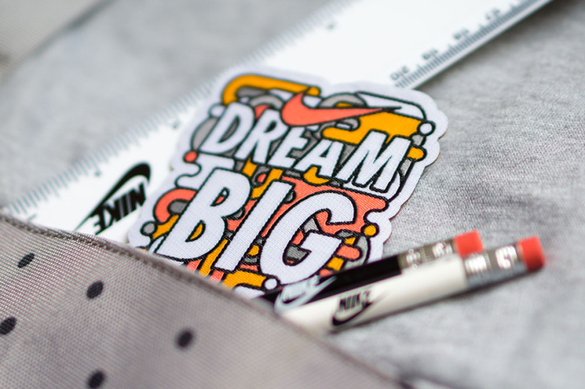 美麗和創(chuàng)意的平面設(shè)計(jì)想法-耐克學(xué)校卡通貼紙?jiān)O(shè)計(jì)