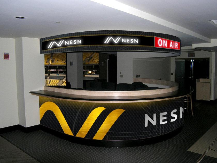 新英格蘭體育網(wǎng)NESN更新logo設(shè)計-展位渲染