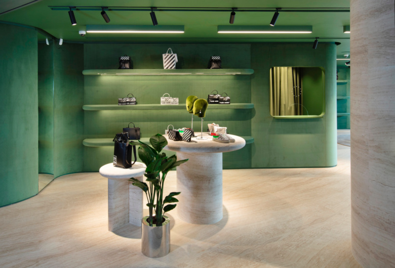 K11 Musea 服裝店鋪空間設計，柔軟形狀和溫暖材料為標志的店鋪設計