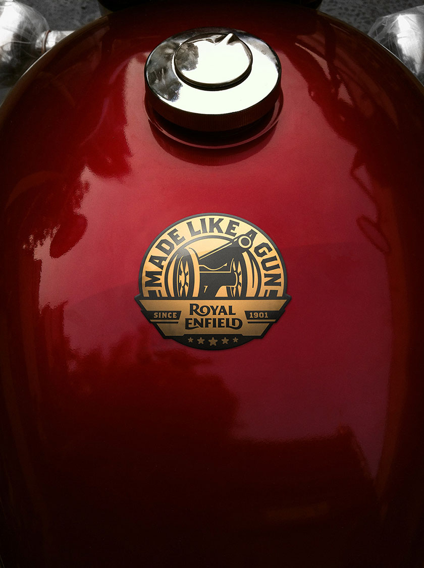 在摩托車上的飾章