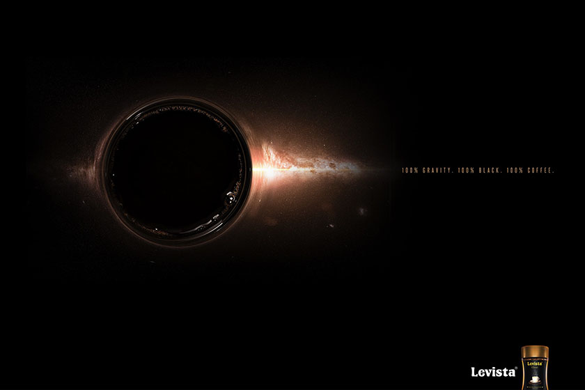 Levista速溶黑咖啡廣告設(shè)計(jì)，僅一眼被吸入黑洞中無法自拔