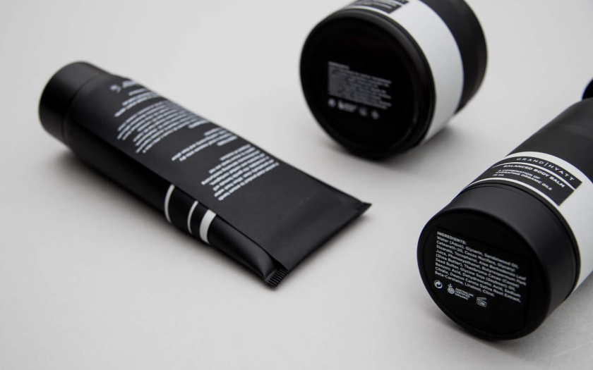 君悅檀香護膚品包裝設(shè)計“黑色經(jīng)典”風格