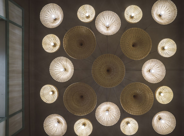 Dhabbu亞洲美食餐廳餐飲空間設(shè)計(jì)，突出亞洲元素