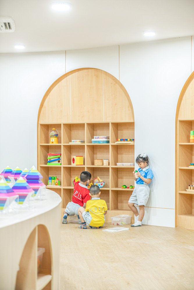 KPIS幼兒園室內(nèi)教育空間設(shè)計(jì)與寓教于樂(lè)的游戲墻設(shè)計(jì)