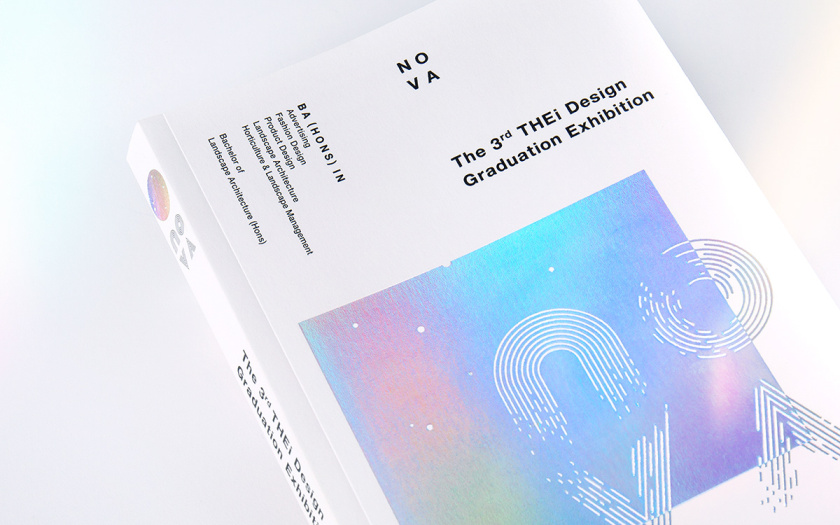 NOVA諾瓦-泰伊設(shè)計畢業(yè)展項目畫冊設(shè)計,全息箔漸變色印刷效果 NOVA諾瓦-泰伊設(shè)計畢業(yè)展項目畫冊設(shè)計,全息箔漸變色印刷效果