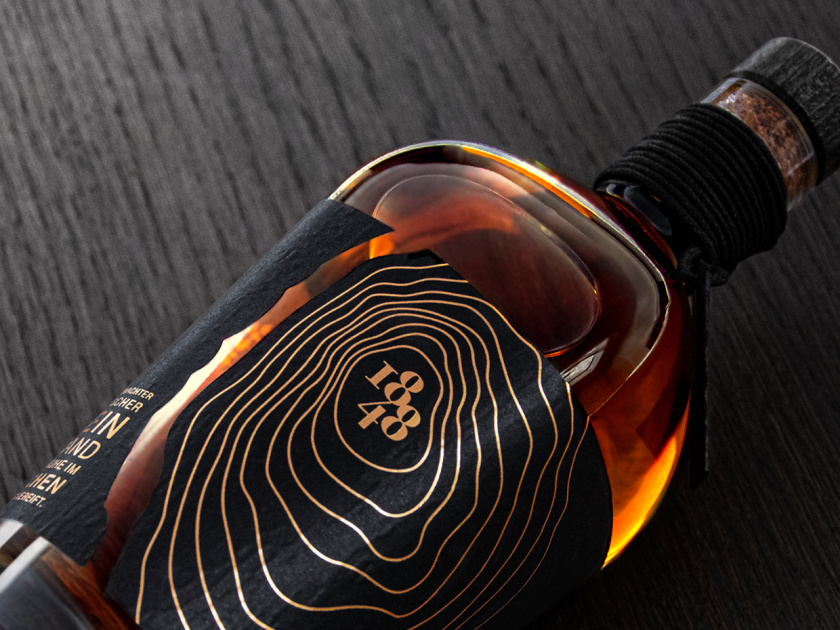 德國葡萄酒品牌1848“樹木年輪”圖案包裝設(shè)計