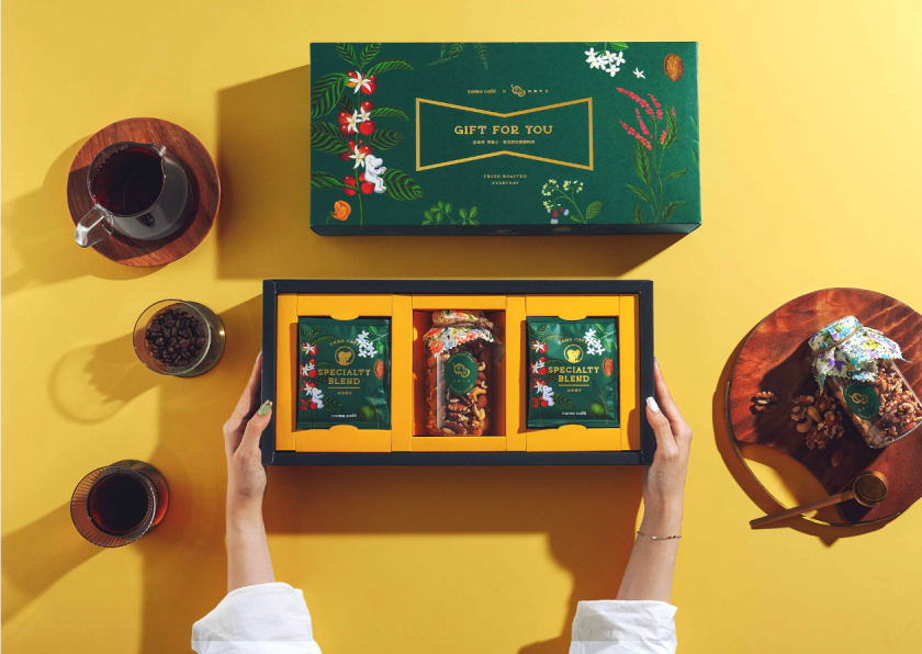 cama café 咖啡堅果中秋團圓禮盒包裝設(shè)計“植物草本花卉插畫”風(fēng)格